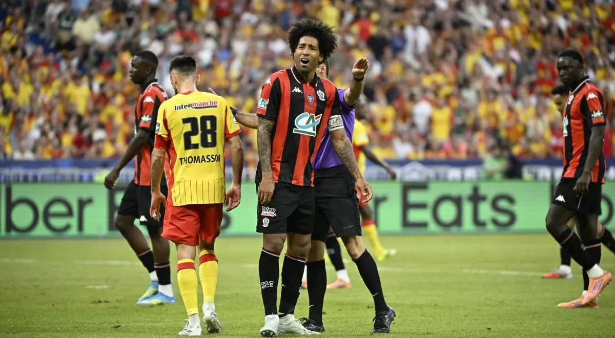 11d00.jpg Dante, après la défaite de Nice en finale de la Coupe de France : « Il faut qu'on laisse ce club là où on l'a trouvé, en Ligue 1 »