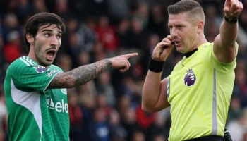 La Premier League permet la diffusion audio des échanges entre joueurs et arbitres