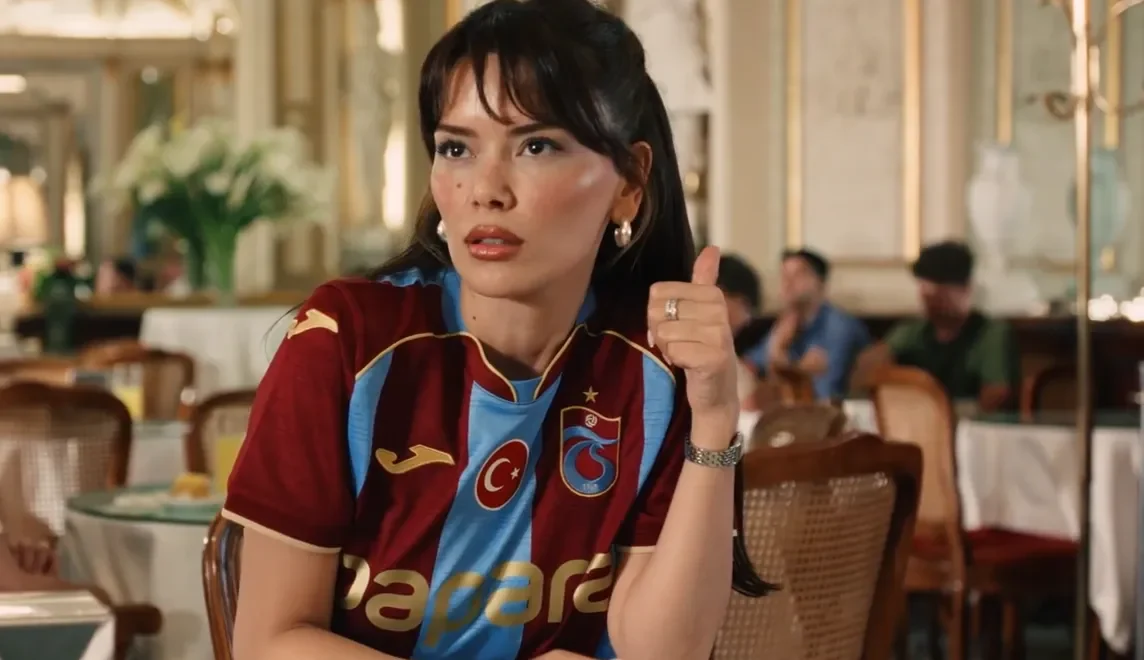 Trabzonspor yeni sezon formalarını tanıttı! Napoli sürprizi...
