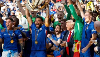 Chelsea, outsiders chaotiques, visent la gloire en clôture d&rsquo;une saison troublée