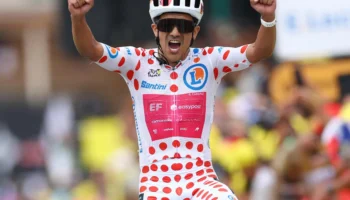 Carapaz remporte la 20e étape du Tour de France 2026 sur l&rsquo;Alpe d&rsquo;Huez