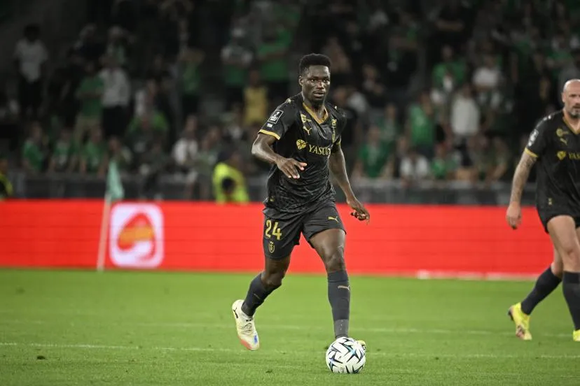 26c00.jpg Le Stade de Reims devra faire plusieurs mois sans Mory Gbane et Lenny Sylla, blessés tous les deux à un genou