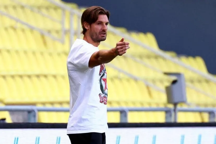 2f0b1.jpg Damien Perrinelle et le Red Star, une volonté commune de grandir ensemble