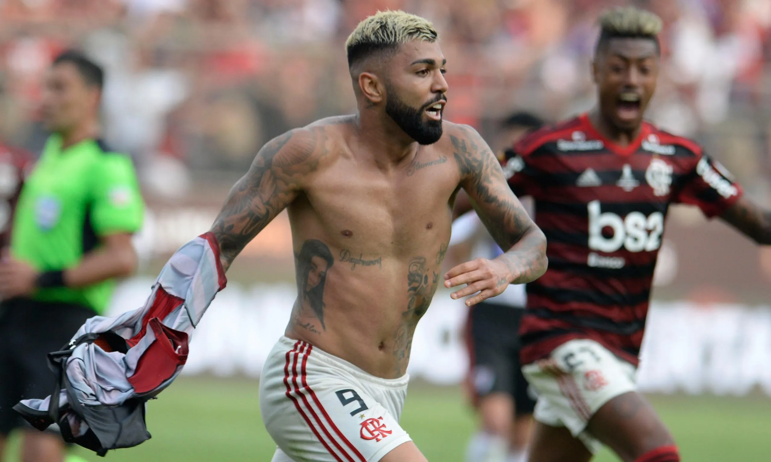 Flamengo’s Gabriel Barbosa celebrates after scoring the winning goal against Argentina’s River Plate.