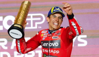 Marc Márquez wins Qatar MotoGP despite incident with brother