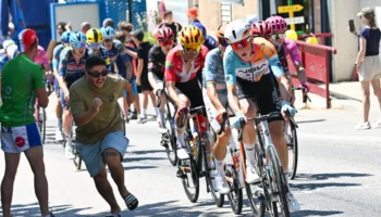 Photographier le Tour de France 2026 : motos et montagnes