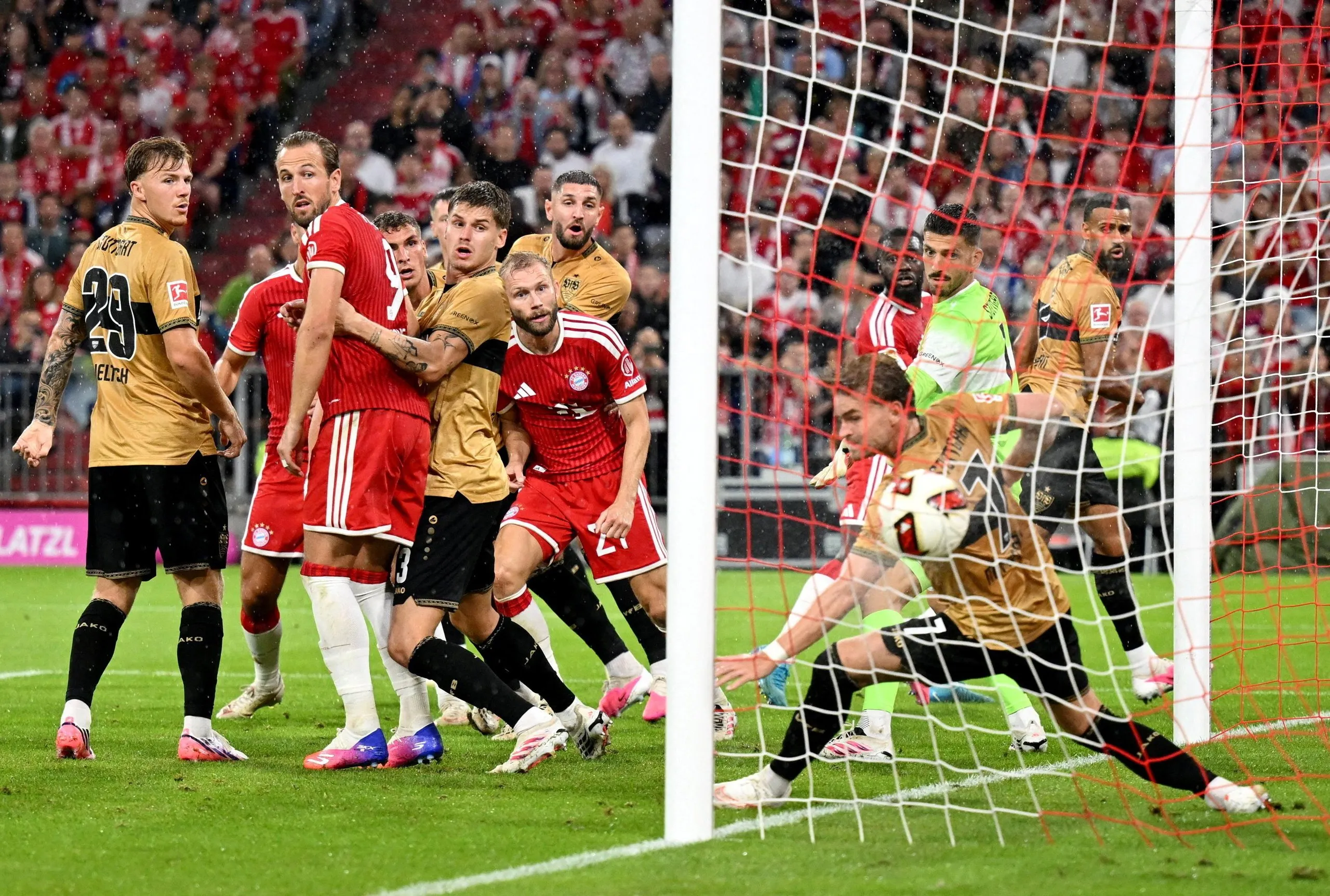 Bayern Munich take the lead against Stuttgart through Dayot Upamecano