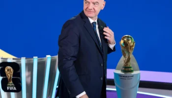 Gianni Infantino faces growing criticism and departures within FIFA