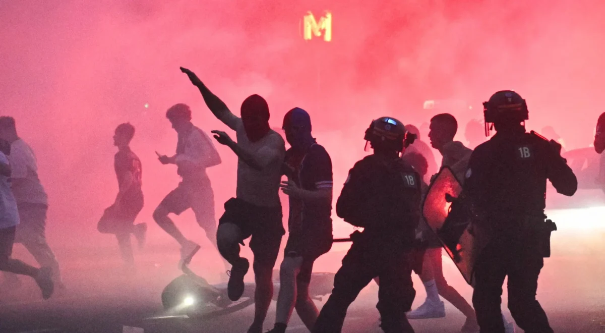 3399.jpg Clashes in Paris after PSG win Champions League final – video