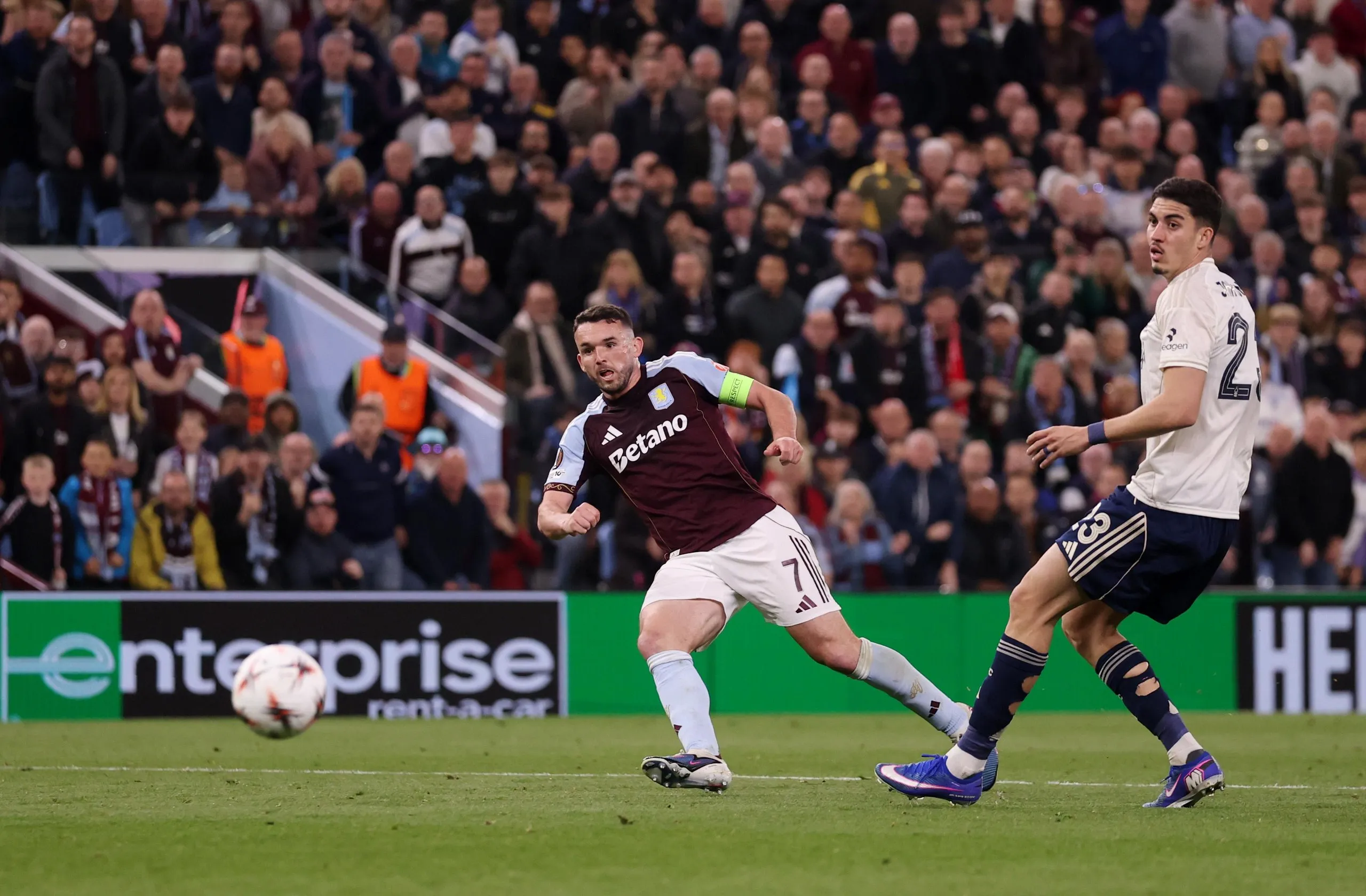 John McGinn scores and Villa on the way to Istanbul!