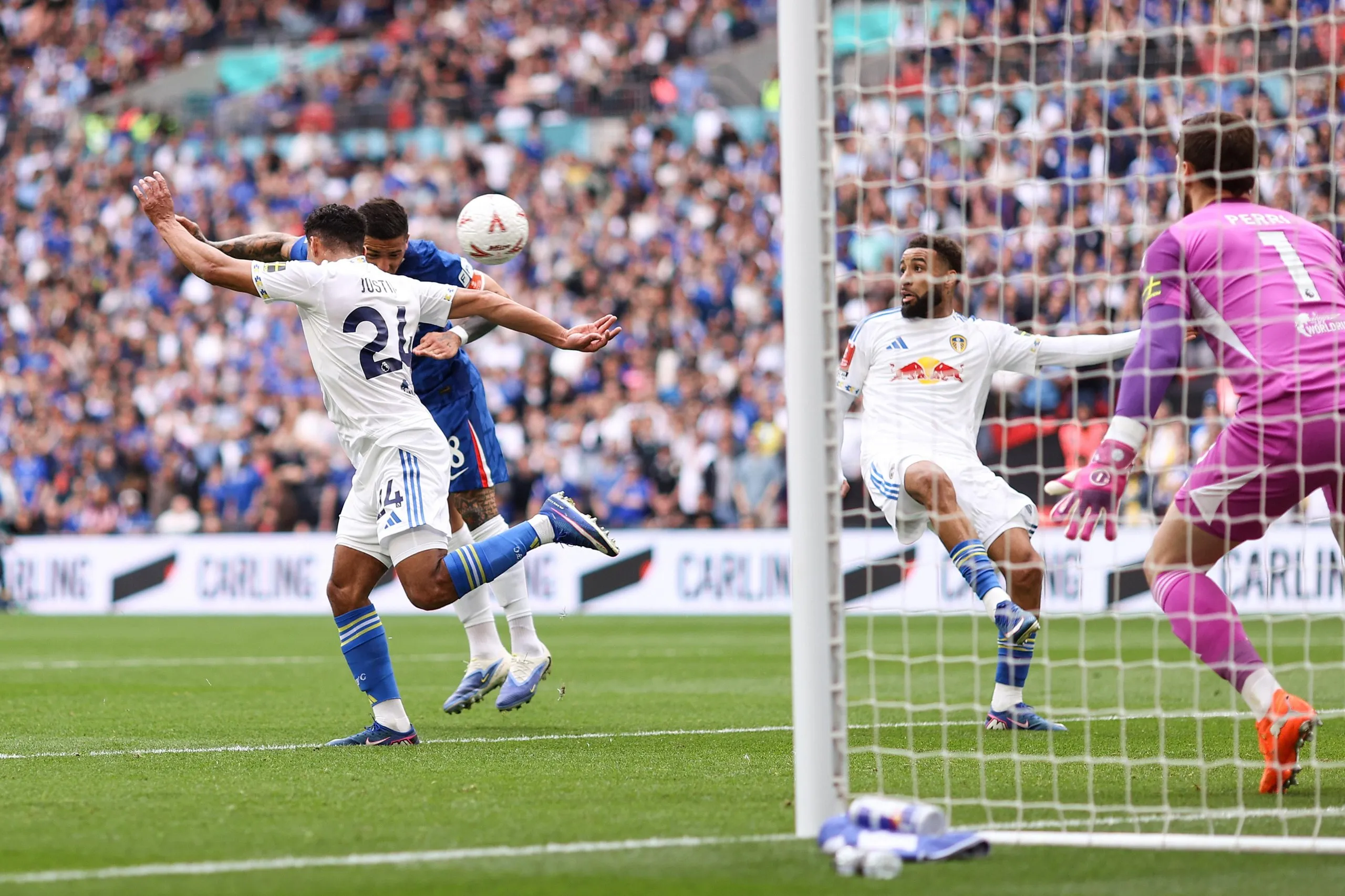 Enzo Fernández scores Chelsea’s winning goal against Leeds in the FA Cup semi-final.