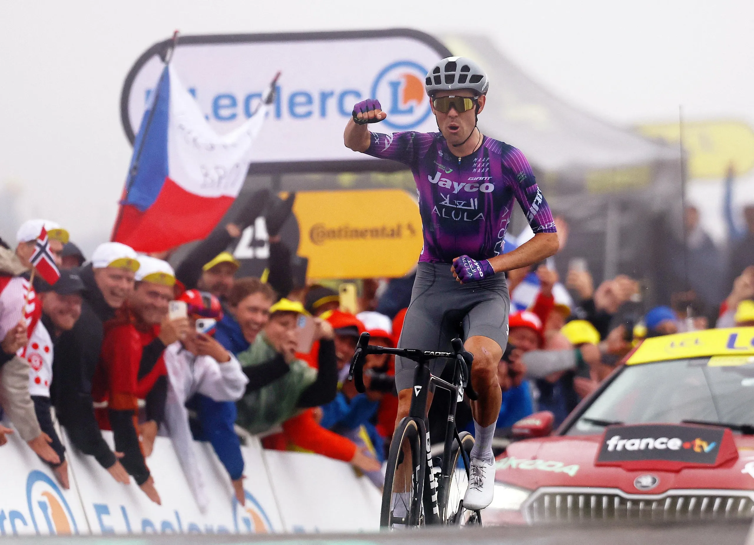 Team Jayco AlUla’s Ben O’Connor celebrates winning stage 18 Vif to Courchevel Col de la Loze in 2025 Tour de France