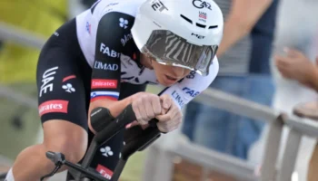 Pogacar wins opening time trial of Vuelta, Tarling finishes third
