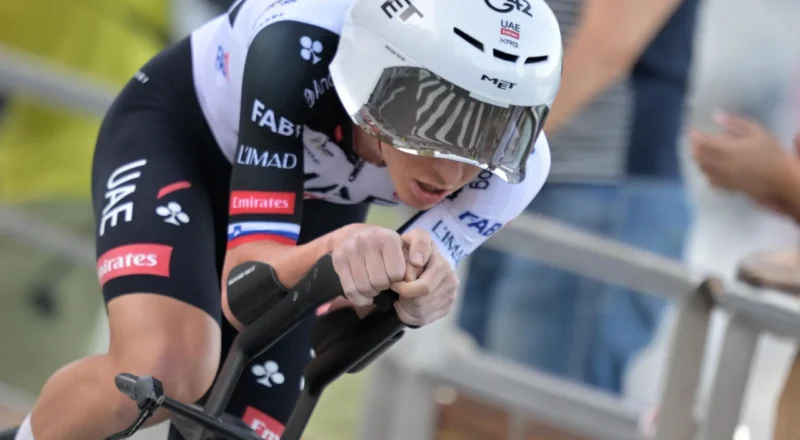 Pogacar wins opening time trial of Vuelta, Tarling finishes third
