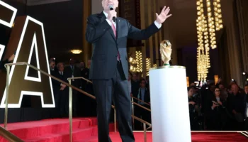 Sepp Blatter et Javier Tebas appellent à la démission de Gianni Infantino