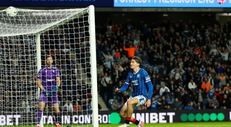 Les Rangers s&rsquo;imposent, Brighton accroché lors des playoffs européens