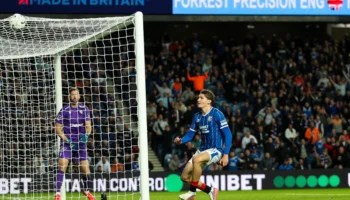 Les barrages européens : les Rangers s&rsquo;imposent, Brighton tenu en échec en Norvège