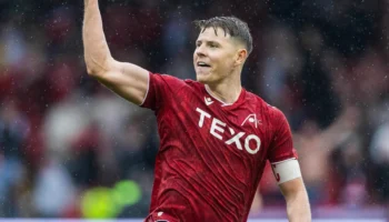 Première de la Premiership écossaise : Aberdeen renverse Hearts, St Johnstone s&rsquo;impose