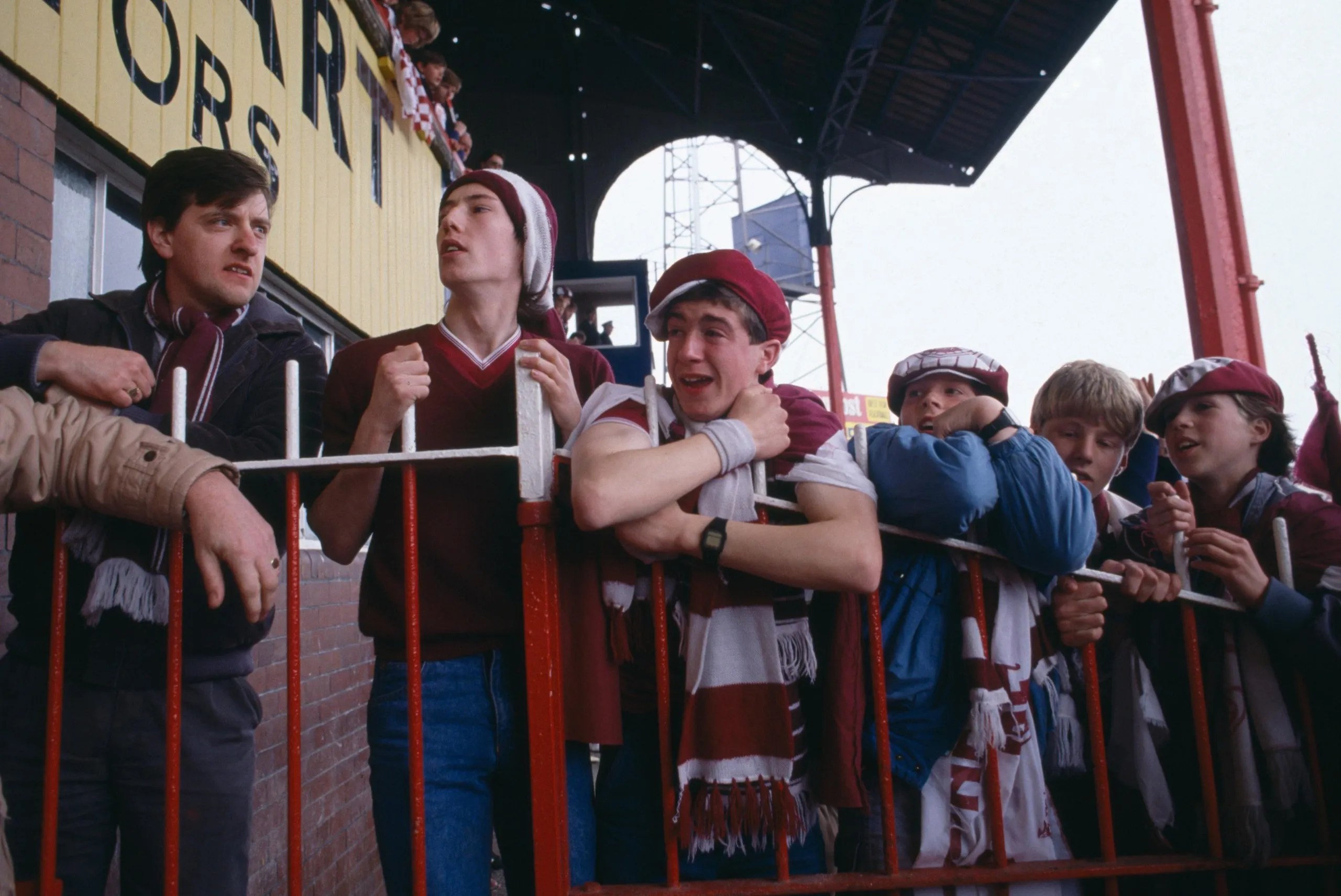 Hearts fans in tears after a 2-0 defeat by Dundee had denied them the Scottish title in 1986