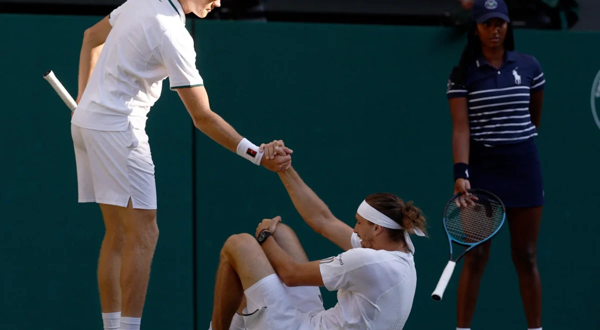 3956.jpg Fleeting window slammed shut as Zverev gets lost in the Sinner Zone | Jonathan Liew