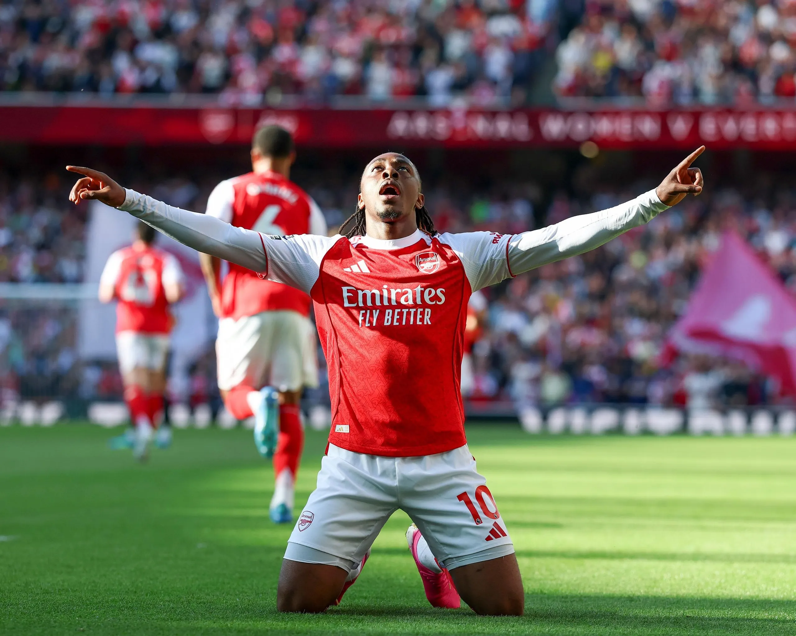 Arsenal v Newcastle United, Premier League, Emirates Stadium, London, Greater London, England - 25 Apr 2026Arsenal midfielder Eberechi Eze (10) scores a GOAL 1-0 and celebrates during the Arsenal v Newcastle United Premier League match at the Emirates Stadium, London, England on 25 April 2026. Credit: Phil Duncan/Every Second Media
Arsenal v Newcastle United, Premier League, Emirates Stadium, London, Greater London, England - 25 Apr 2026