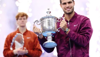 Carlos Alcaraz remporte son deuxième titre à l&rsquo;US Open et qualifie le tournoi de meilleur de sa carrière