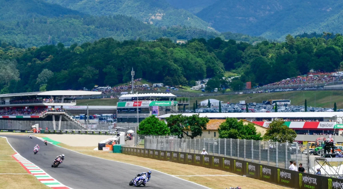4252.jpg Marc Márquez wins battle of brothers to delight Ducati fans at Italian GP