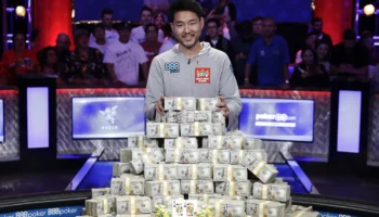 John Cynn remporte le main event des World Series of Poker et 8,8 millions de dollars