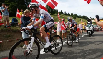Le directeur du Tour de France défend l&rsquo;impartialité des tests antidopage