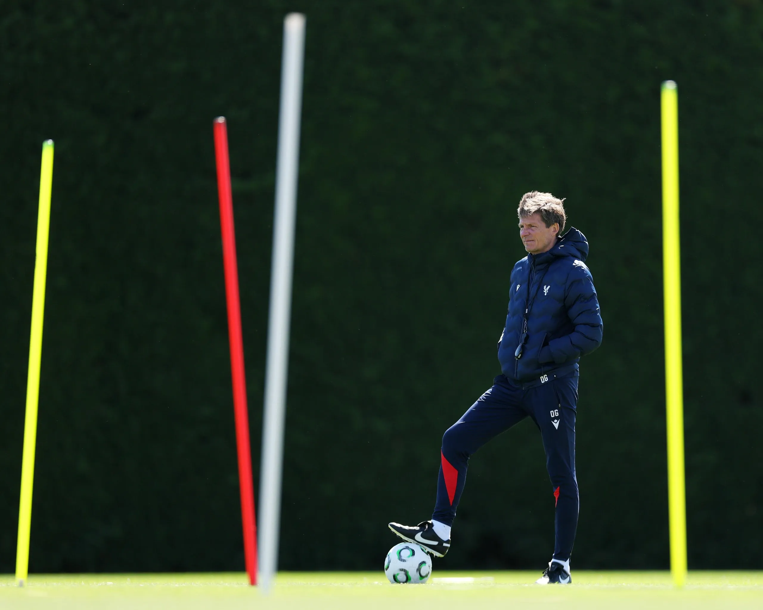 Oliver Glasner on the training ground