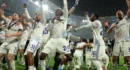 Aston Villa célèbre sa victoire à Istanbul après 30 ans sans trophée