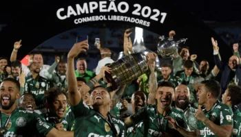 Palmeiras défend son titre de la Copa Libertadores contre Flamengo