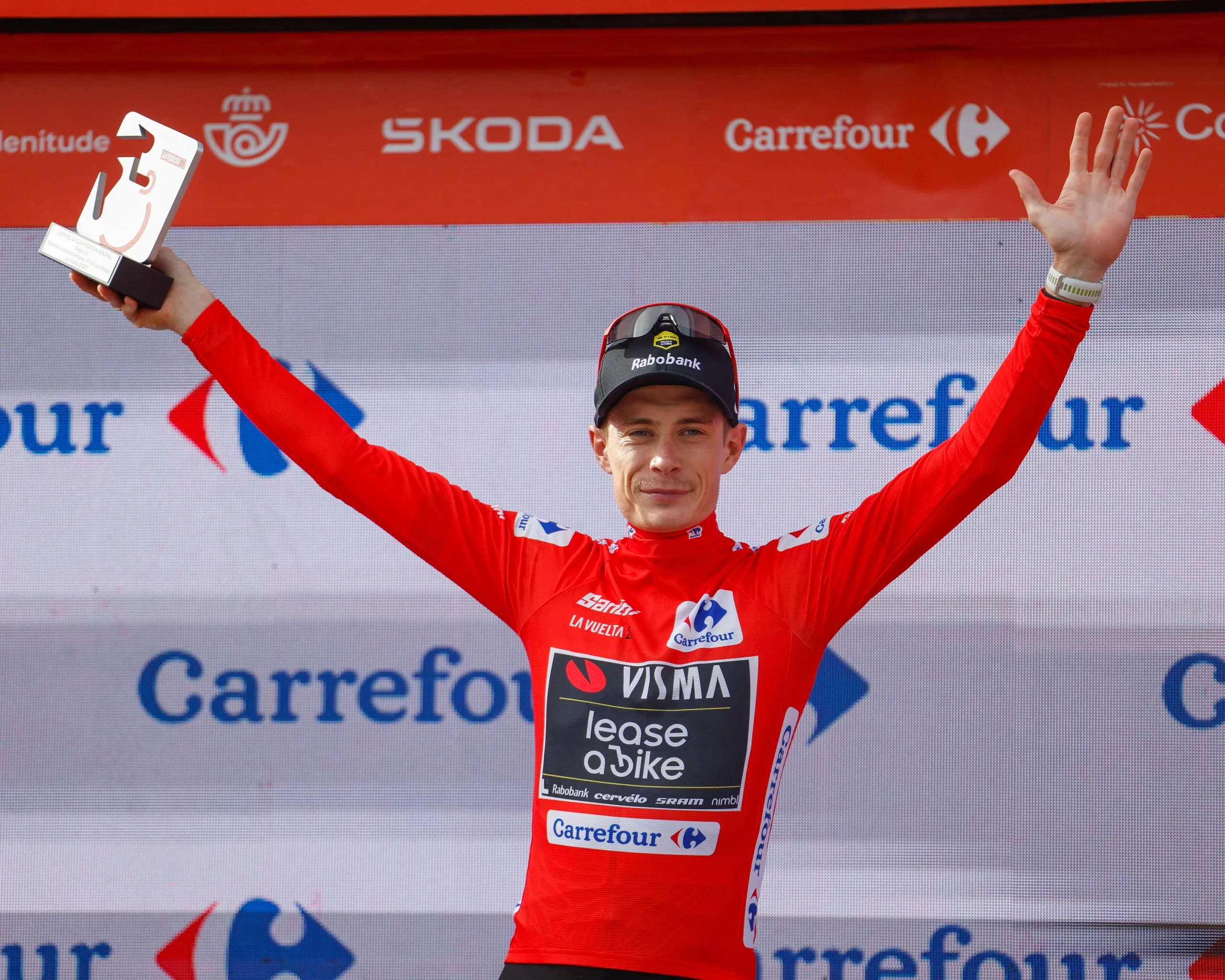 Jonas Vingegaard reclaimed the overall lead as the two-times Tour de France winner seeks a first Vuelta title.