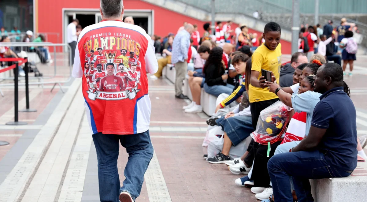 5000.jpg Arsenal v Coventry City: Premier League – live