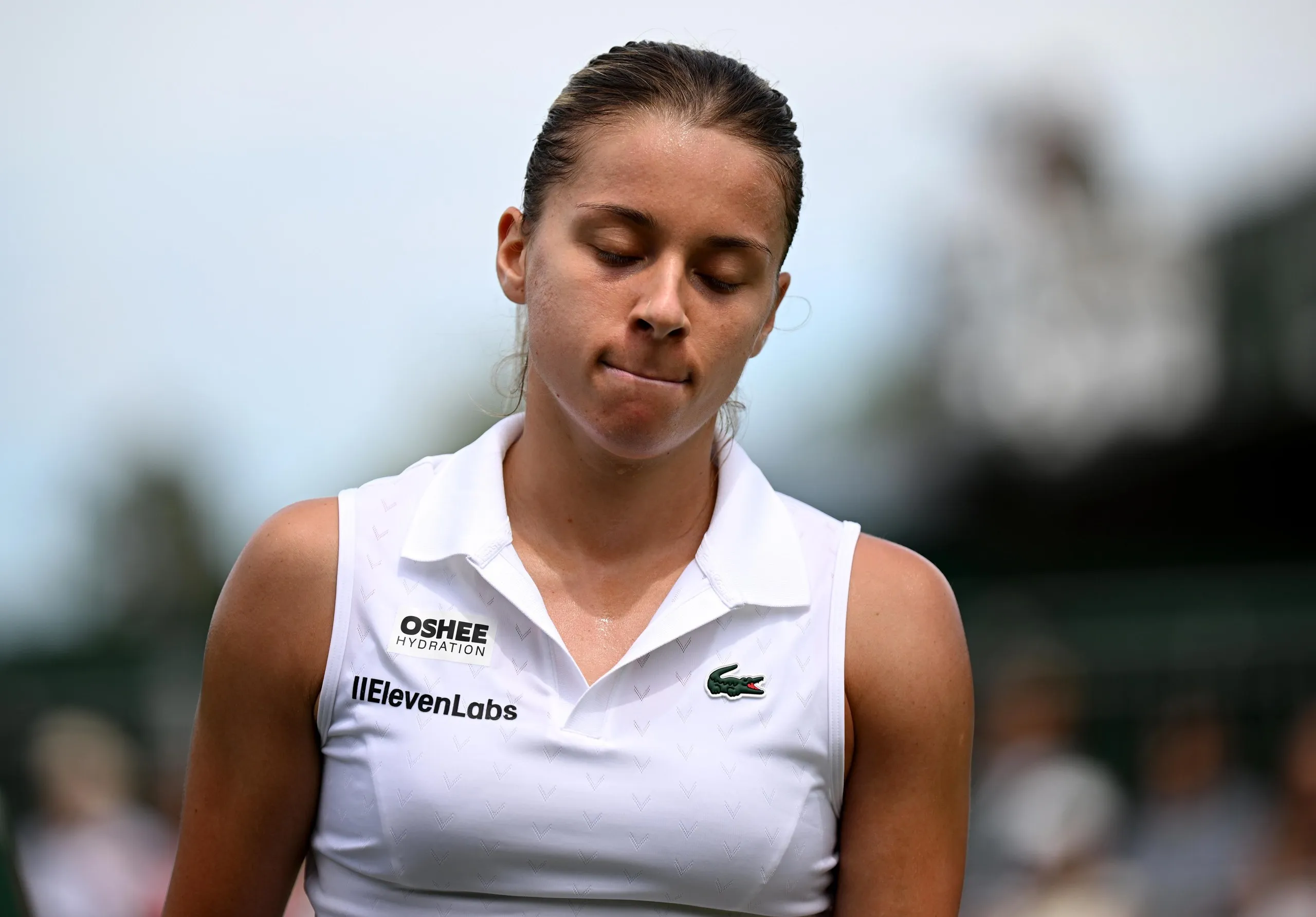 Maja Chwalinska reacts during her first-round defeat by Mananchaya Sawangkaew.