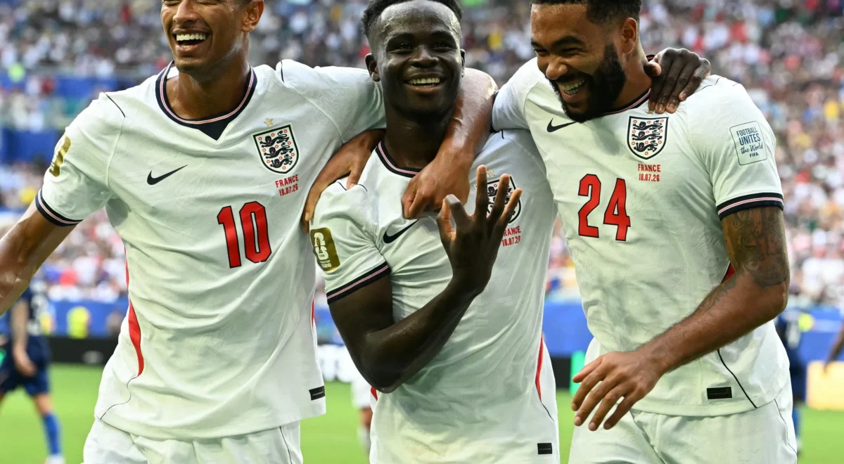 6880.jpg Saka hat-trick seals 6-4 England win over France in epic World Cup third-place playoff