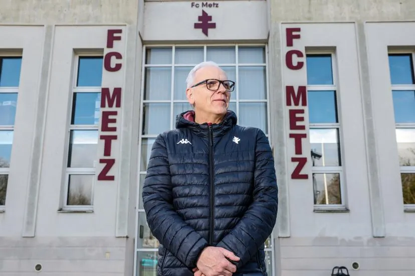 8e889.jpg Francis De Taddeo mis à pied par le FC Metz, David Carré nommé directeur du centre de formation