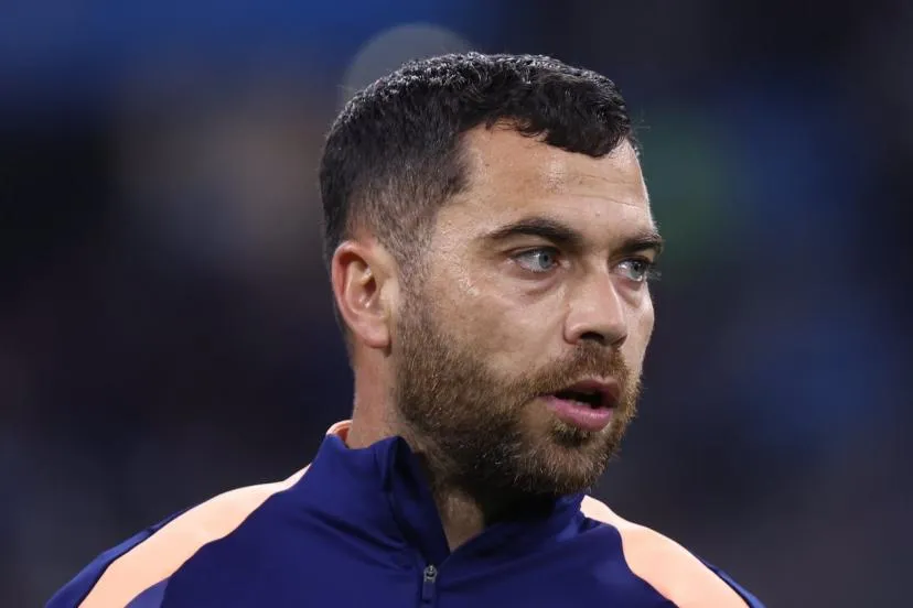 a898c.jpg L'entraîneur du FC Metz Luc Holtz se réjouit de l'arrivée de Téji Savanier : « Peut-être qu'on va le mettre dans le groupe contre Grenoble »