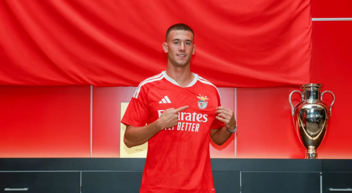Alessandro-Circati-1.jpg Alessandro Circati e a mudança para o Benfica: «Estou nas nuvens, não podia estar mais feliz»
