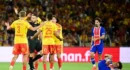 L&rsquo;arbitrage controversé lors de Lens-PSG : deux expulsions et un but annulé