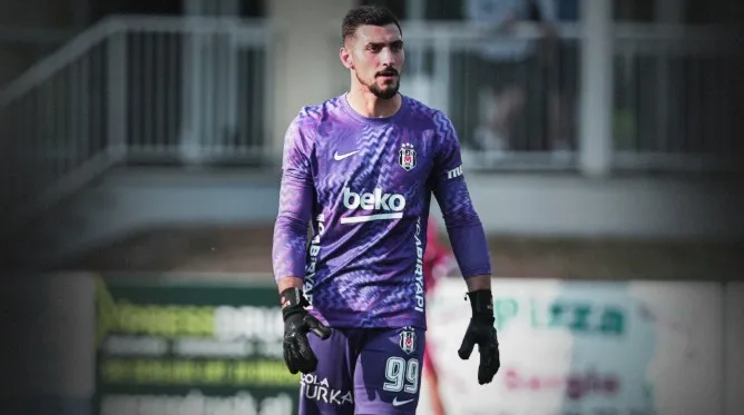 besiktasta-ayrilik-1786807246025.jpeg Beşiktaş'ta Emre Bilgin, Eyüpspor’a transfer oldu