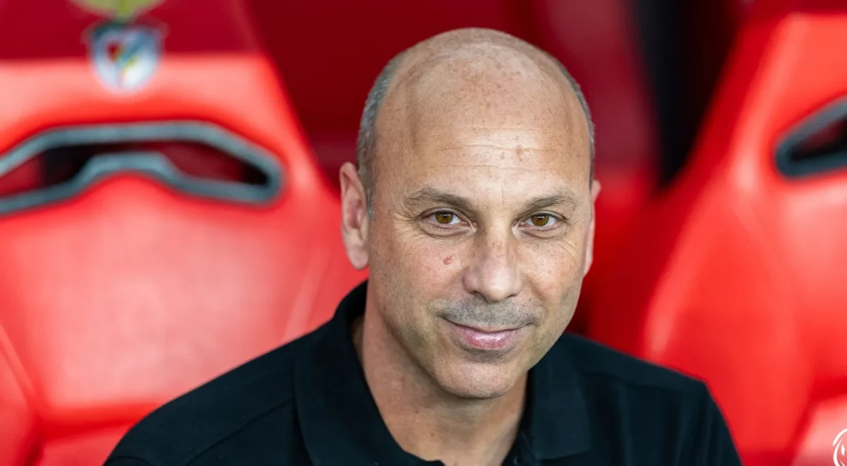 Bruno-Pinheiro-Academico-de-Viseu.jpg Bruno Pinheiro antevê Académico Viseu x FC Porto: «É uma equipa que passa de uma defesa zona para uma defesa homem a homem num estalar de dedos»