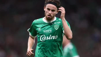 Jakob Breum se blesse, un coup dur pour Saint-Étienne