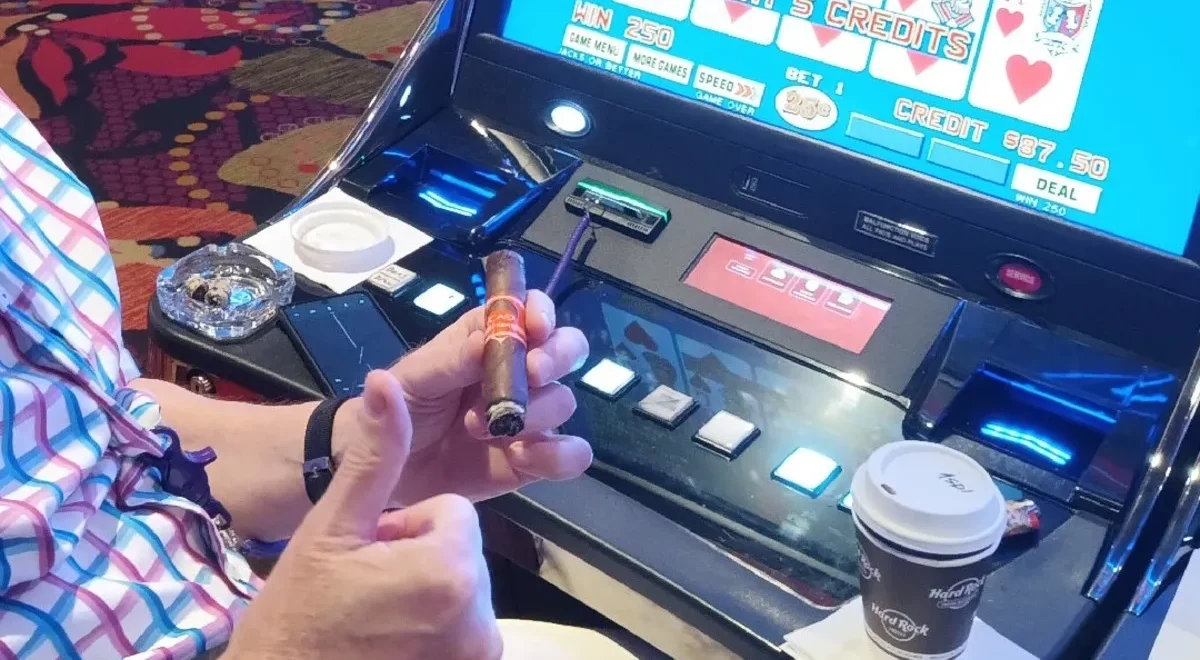 casino-flush3.jpg Smoke-Free Casino Group Thinks Atlantic City Would Benefit From Tobacco Ban