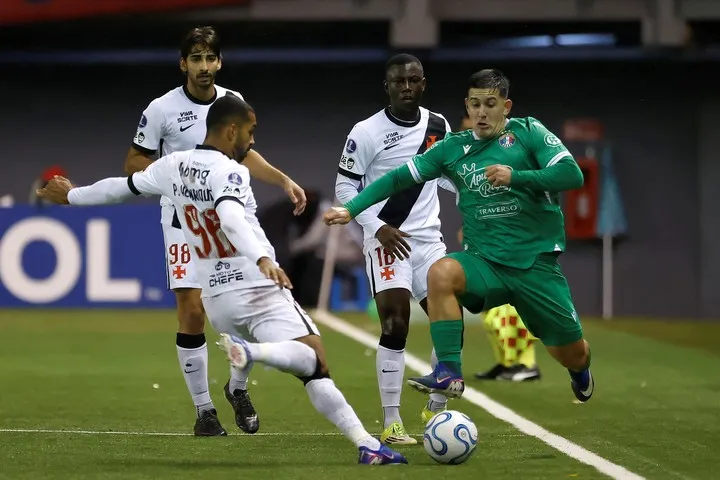 Vasco Da Gama y una racha complicada jugando como local (EFE/ Elvis González)