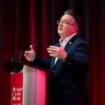 Le ministre de l&rsquo;Alberta critique le président de la BCLC pour ses commentaires