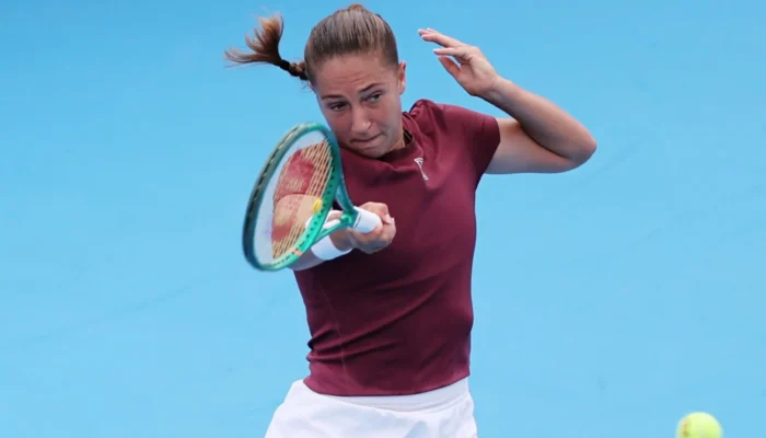 Diane Parry sauve sept balles de set pour atteindre la finale à Monterrey