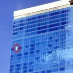 Le Fontainebleau Las Vegas enquête sur la chute d&rsquo;un panneau de verre