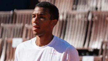 Félix Auger-Aliassime se retire du tournoi de Montréal en raison d&rsquo;une blessure