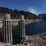 Le lac Mead atteint un niveau d&rsquo;eau historiquement bas en 90 ans